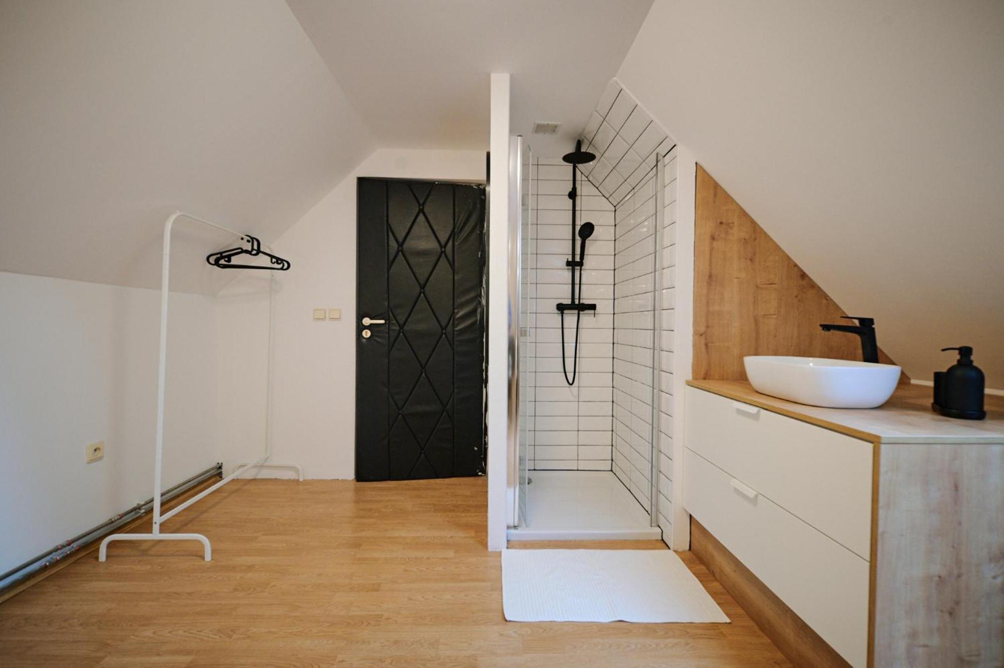 Kesta Apartman 马汀 外观 照片